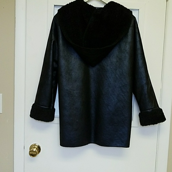Jacket - Picture 4 of 7